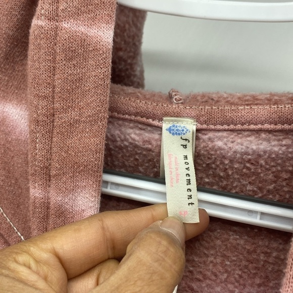 Free People Movement tie dye believer sweatshirt hoodie sold at ASOS SOLD OUT - Picture 2 of 7